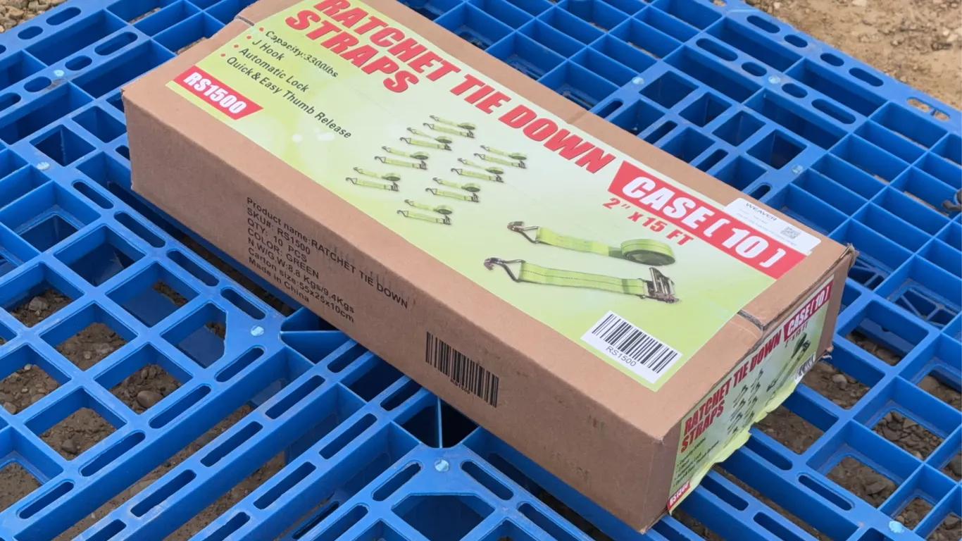 Qty of (10) Ratchet Tie Down Straps