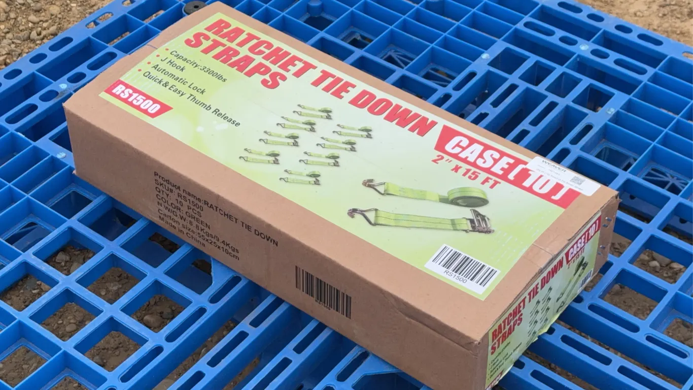 Qty of (10) Ratchet Tie Down Straps