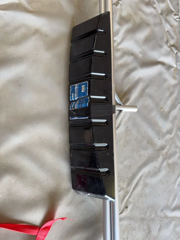 Aluminium Snow Roof Shovel with Black Blade and Long Handle