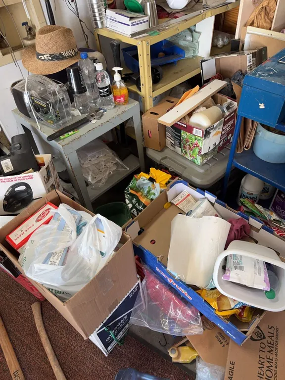 Hand Tools, Lawn Care, Household Supplies, Tool Box, Radio, and Hardware Lots