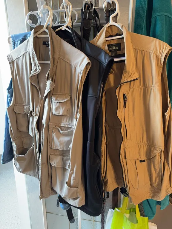 Rugged Earth Safari Fishing Vests, Beige, Multiple Pockets, Set of 2