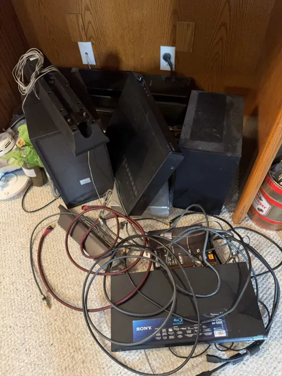 Sony Home Theatre System With Blu-ray Disc Player and Speakers