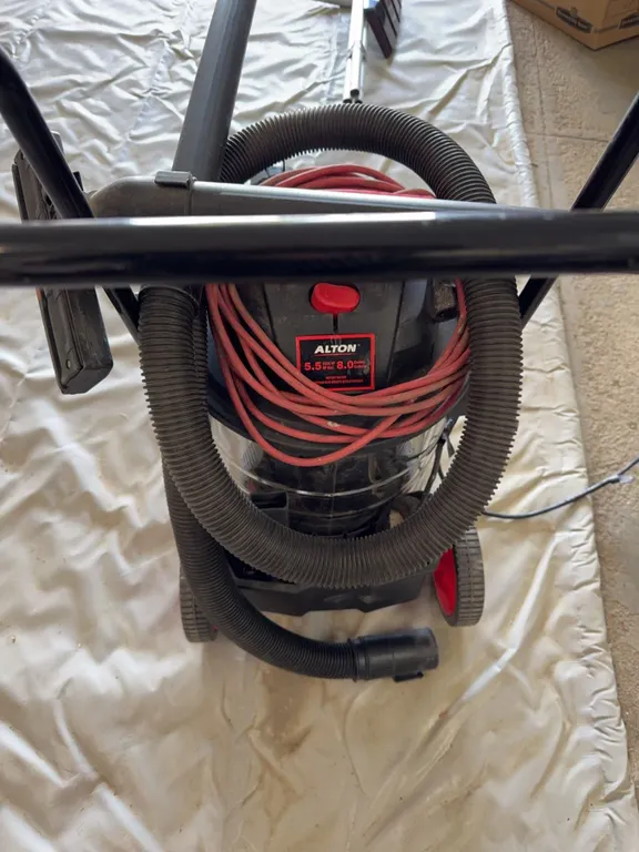 Alton Wet/Dry Vacuum Cleaner 5.5HP 8-Gallon Stainless Steel Tank