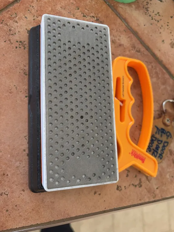 Smith's Knife Sharpener Set With Coarse and Fine Grit, Handheld Yellow Tool