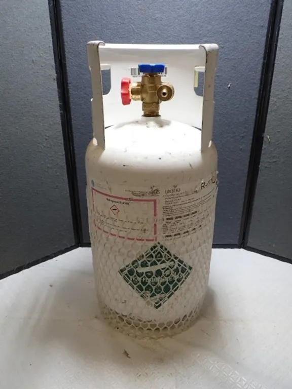 Refrigerant R-410A Tank
