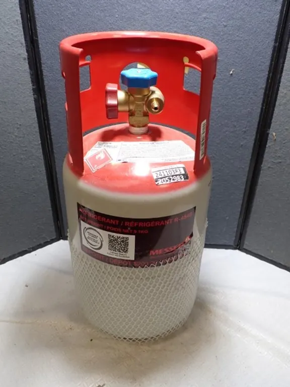R-454B Refrigerant Tank