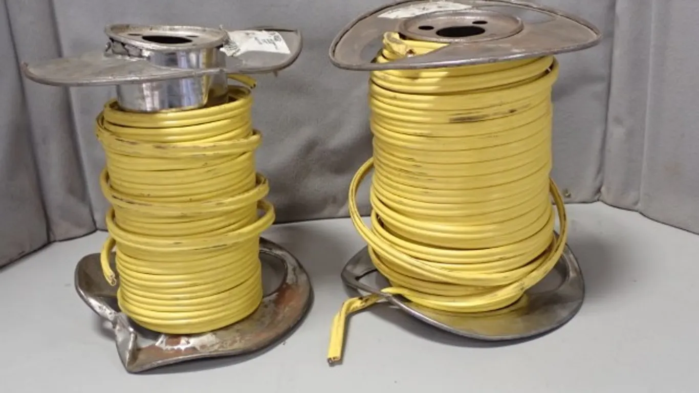 NMD90 12/2 Yellow Electrical Cable