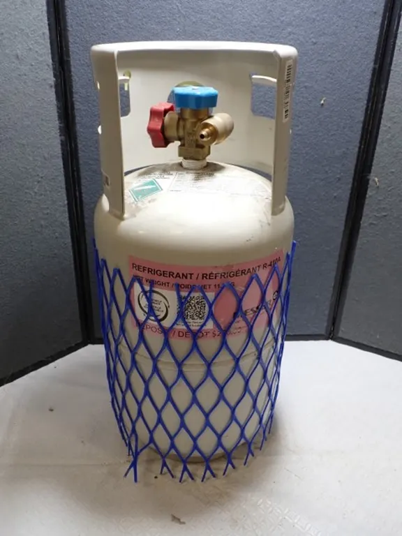 Refrigerant R-410A Tank