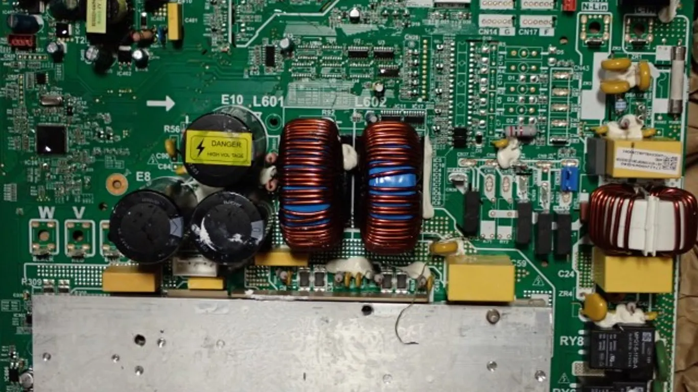 Midea Heat Pump Main PCB