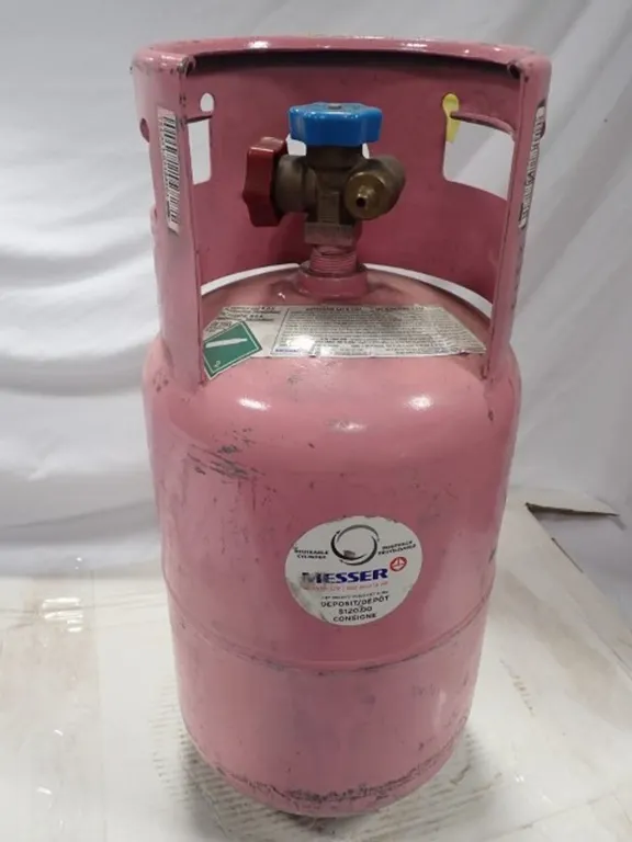 30 lbs Refrigerant R-410A Tank