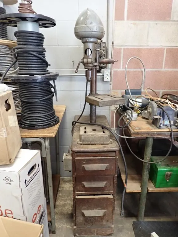 Delta DP220 Drill Press
