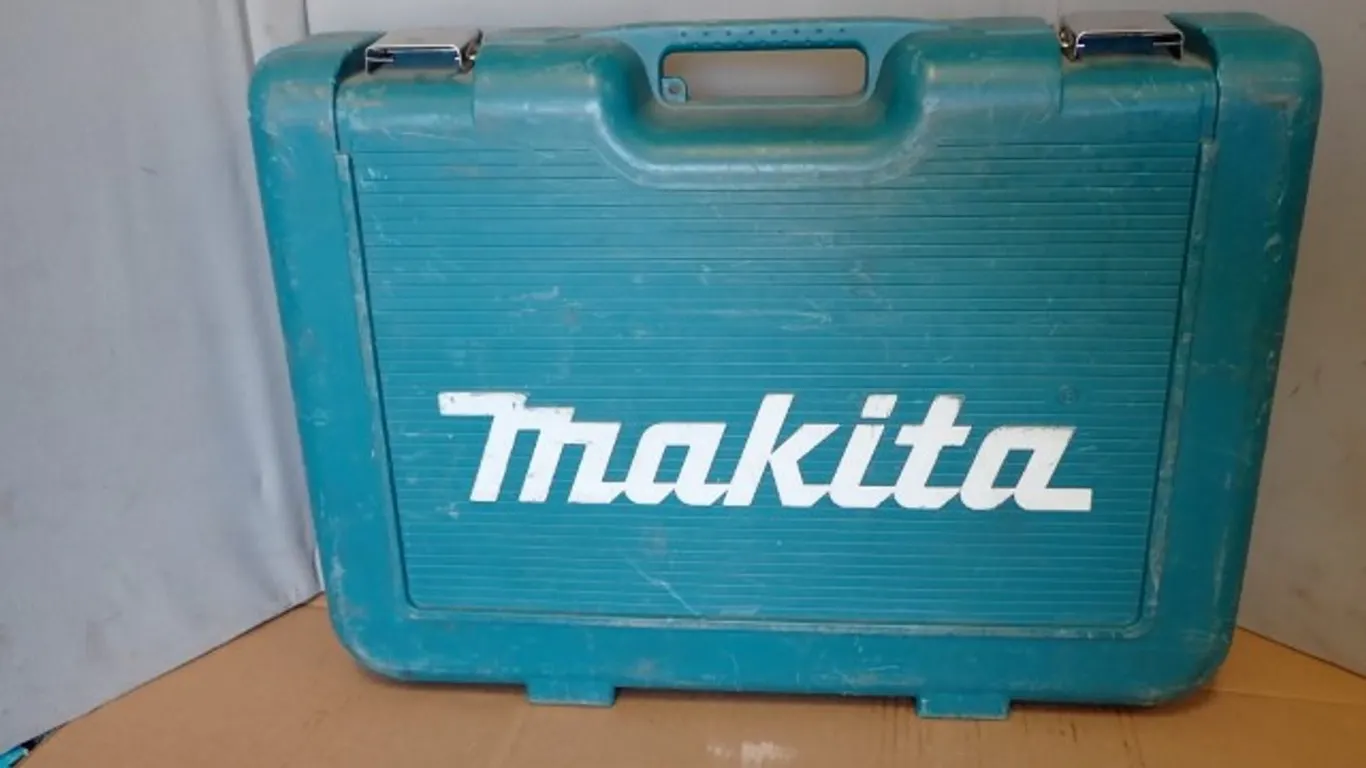 Makita Air Hammer 4002