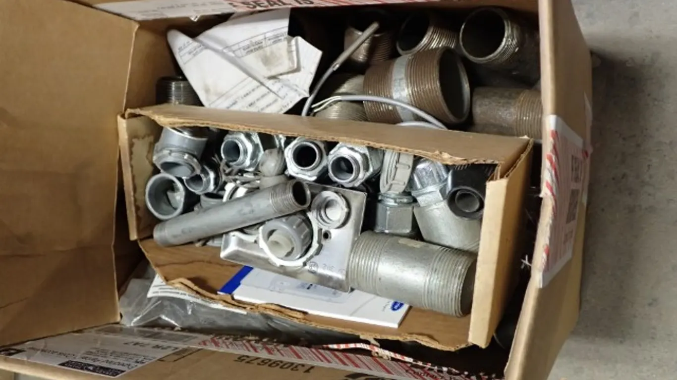 Assorted Lot of Threaded Fittings