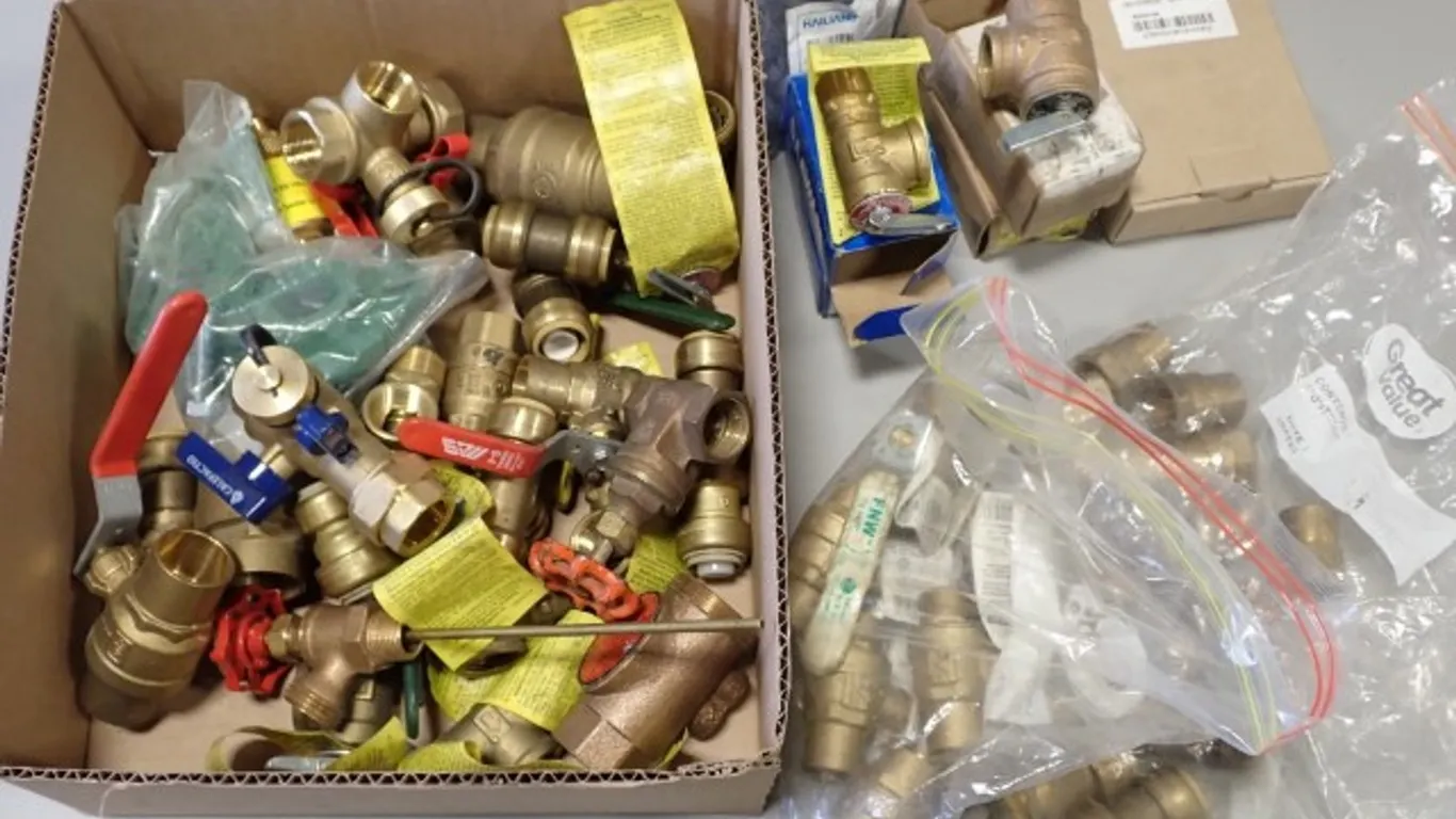Brass Plumbing Valves & Fittings