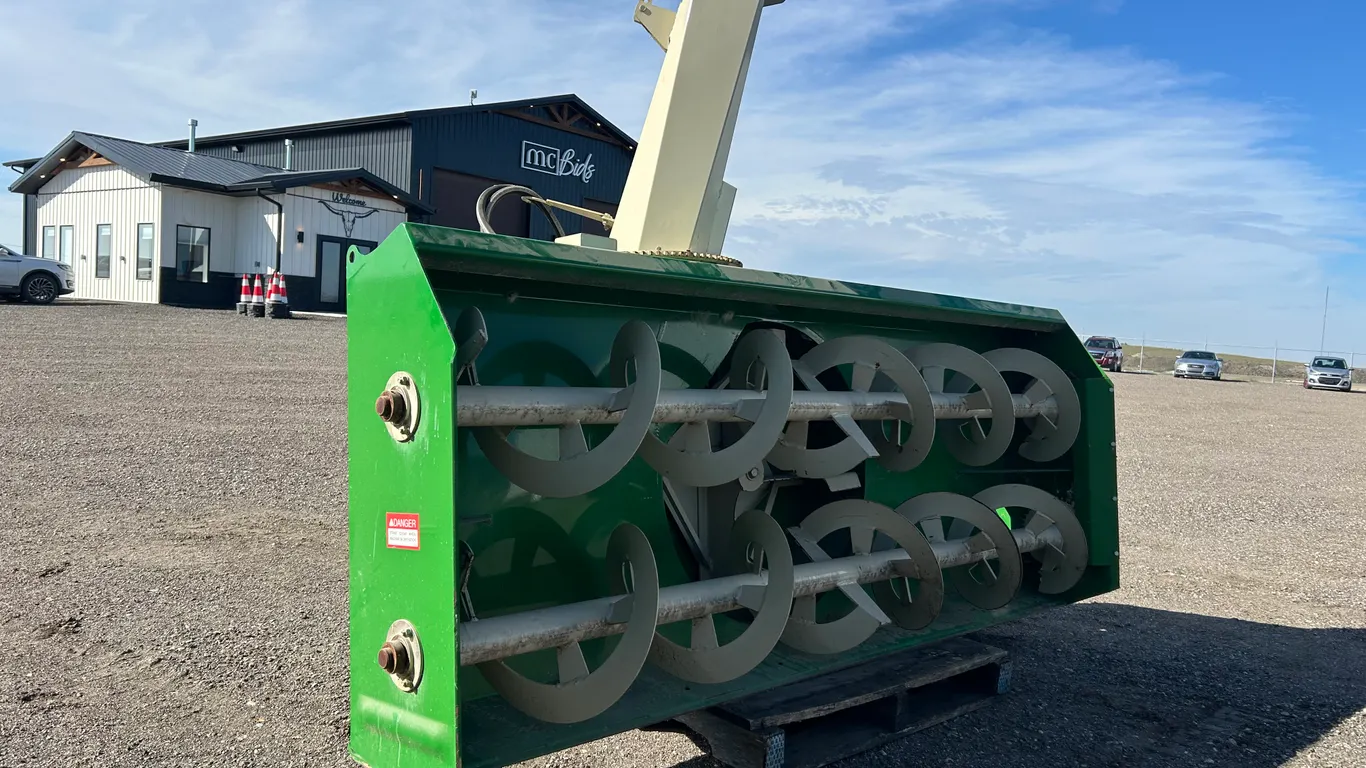 Buhler Farm King 960 Snow Blower