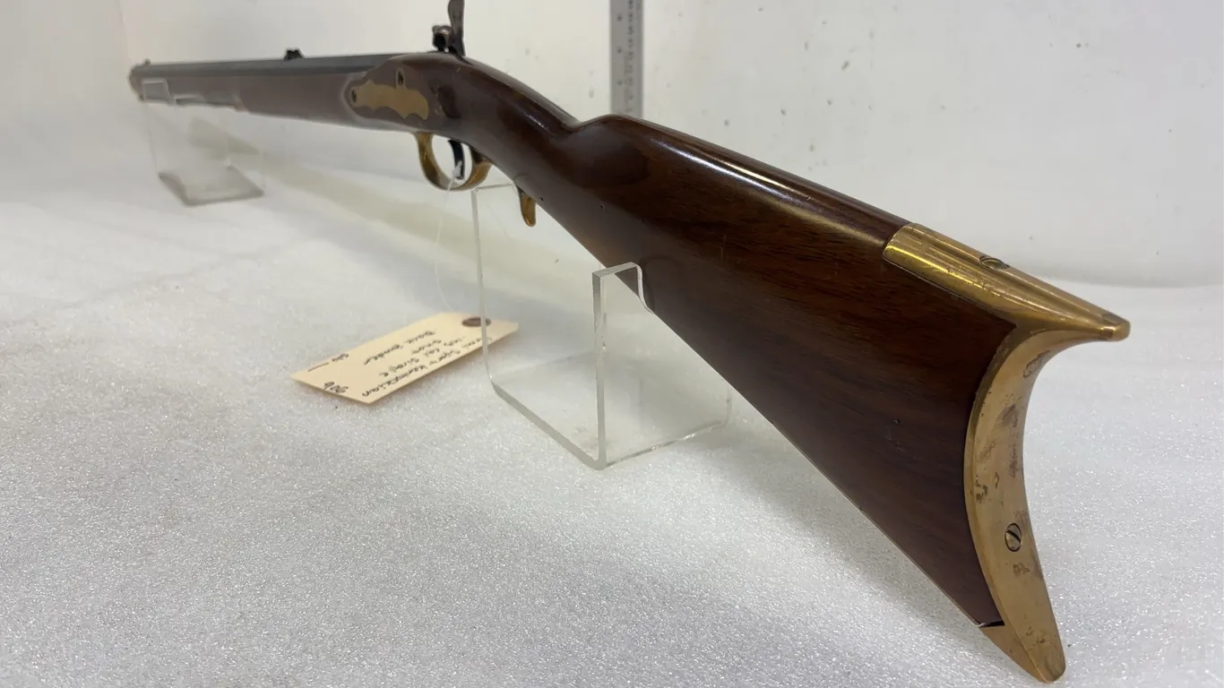 Armi Sport Kentuckian .45 Cal Single shot Black Powder Rifle, SN: 17392 *Unreserved*