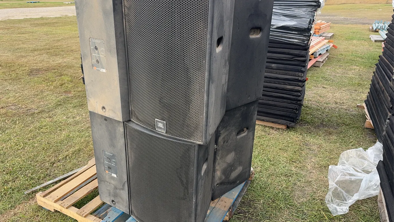 8 - JBL Marquis Series MS115 Speakers *Unreserved*