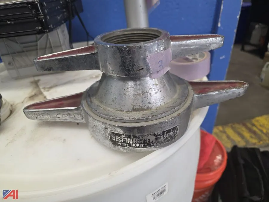 (#4) 5-1/2-Inch to 3-Inch Reducer Coupler
