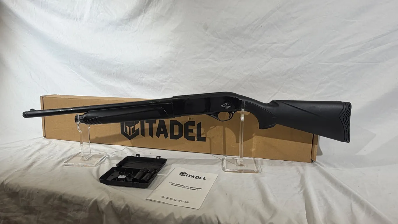 CITADEL SEMI AUTOMATIC SHOTGUN