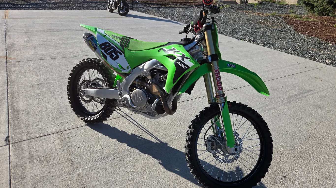 2024 Kawasaki KX450 Dirt Bike