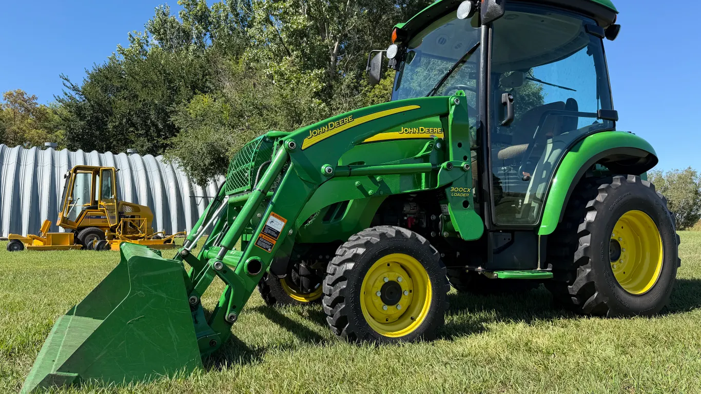2017 John Deere Model 3720 MFWD Utility Tractor With John Deere Model 300CX Loader, 235 HOURS, 15x19