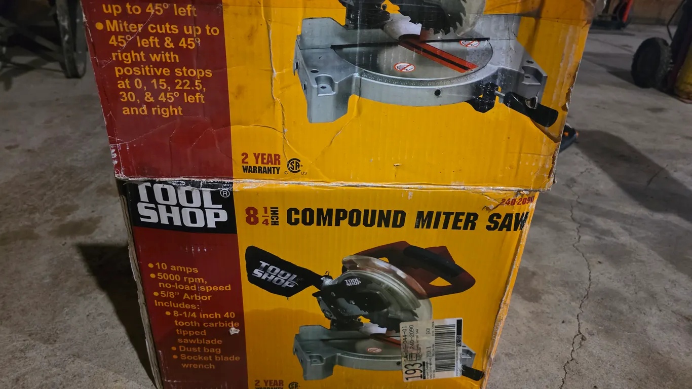 Tool Shop 8 1/4" Compound Miter Saw