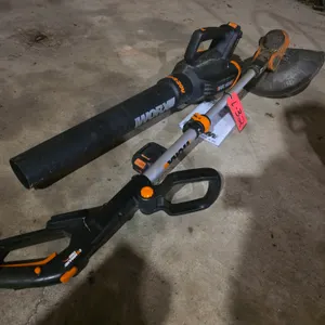 Worx 20V Leaf Blower And String Trimmer