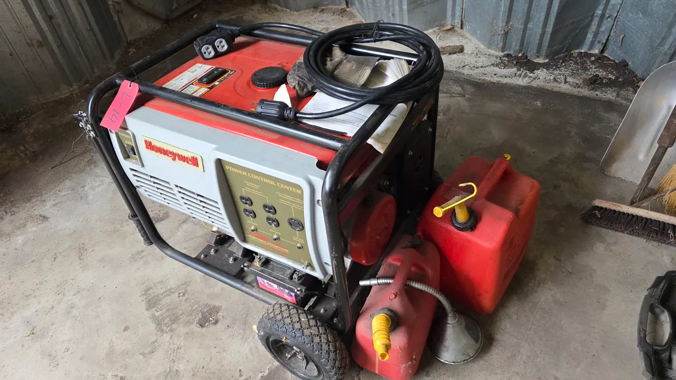 Honeywell 7,500-Watt 420CC Gas-Powered Generator With Electric Start, Comes With A Couple Of Gas Can