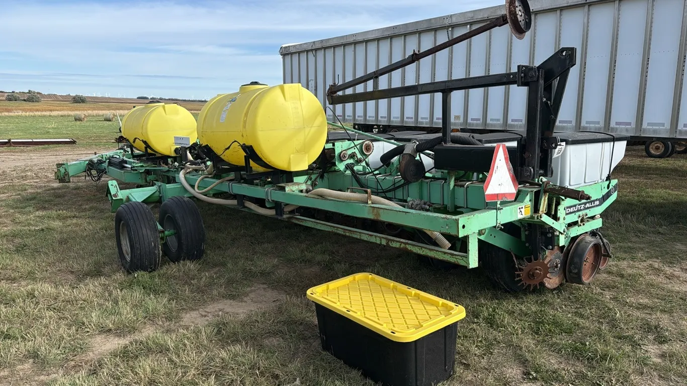 1228 - Deutz-Allis Planter