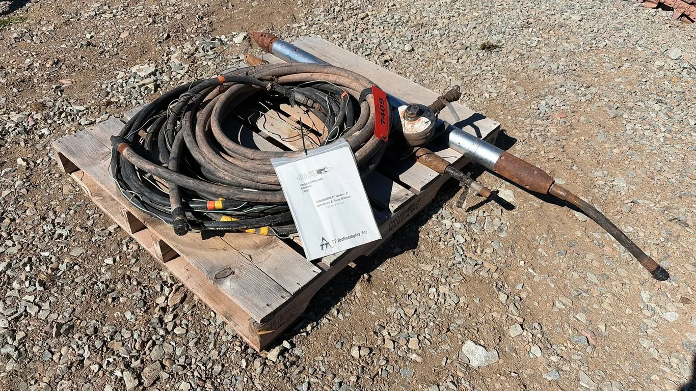 Grundomat Underground Boring Tool W/Hoses And Accessories