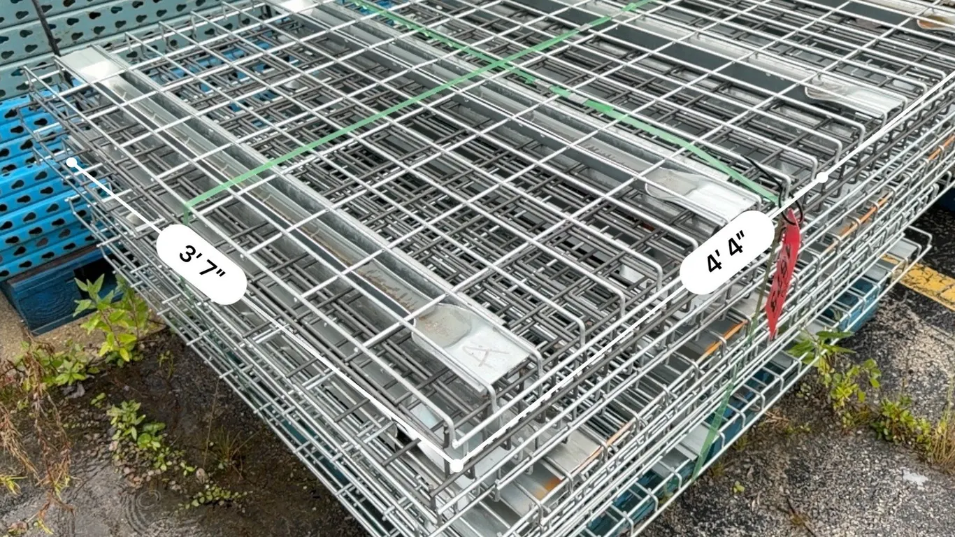 Pallet Of Pallet Racking Wire Shelf Grids