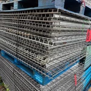 Pallet Of Pallet Racking Wire Shelf Grids