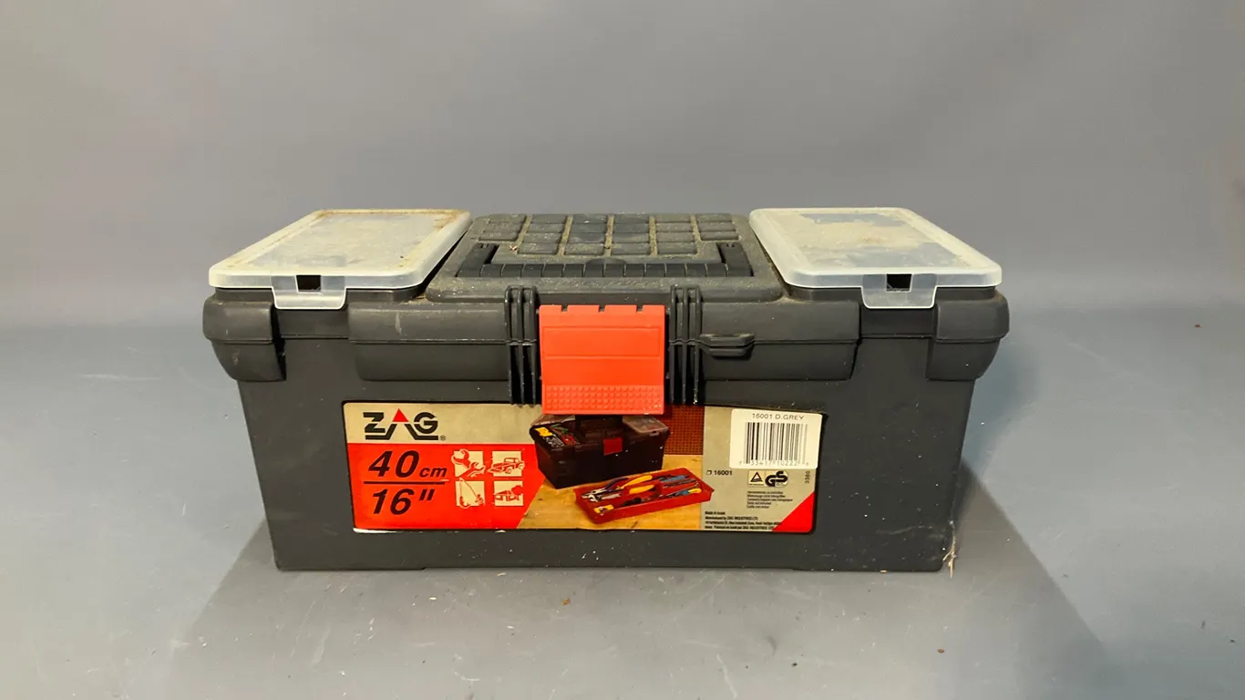 ZAG Plastic Toolbox with Ratcheting Wrenches