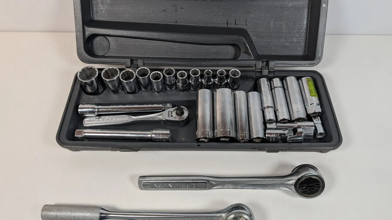 Craftsman 1/2 Inch Drive Metric Socket and Ratchet Set