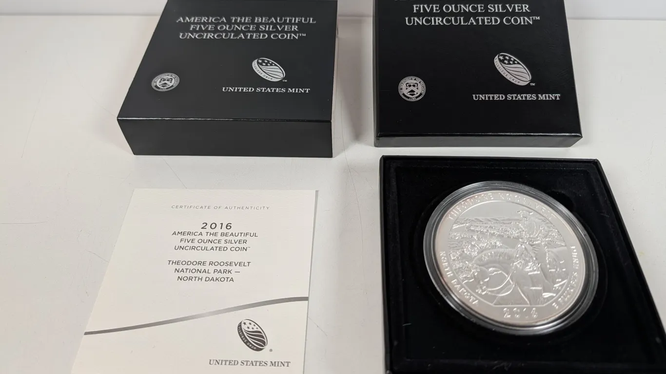 2016 America the Beautiful 5 Ounce Silver Uncirculated Coin