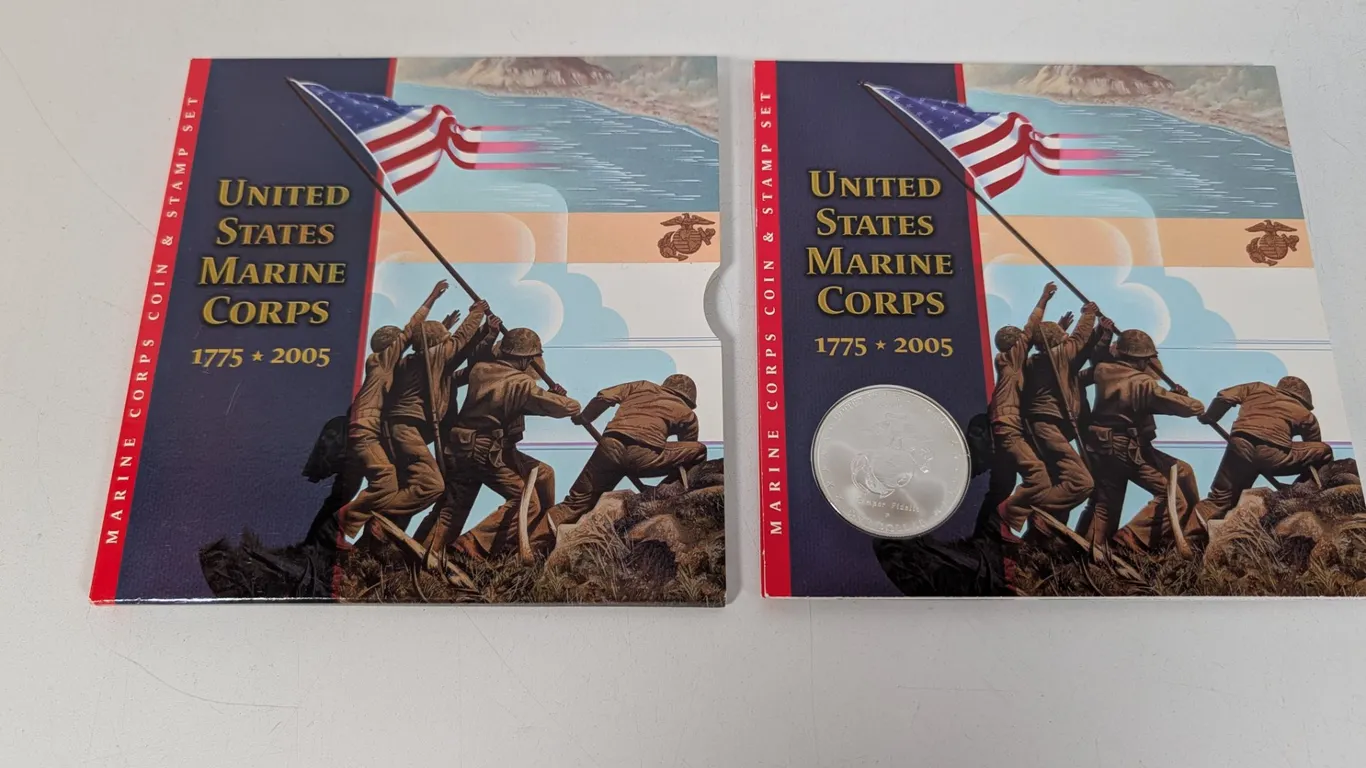 2005 United States Marine Corps 230th Anniversary Silver Dollar Coin & Stamp Set