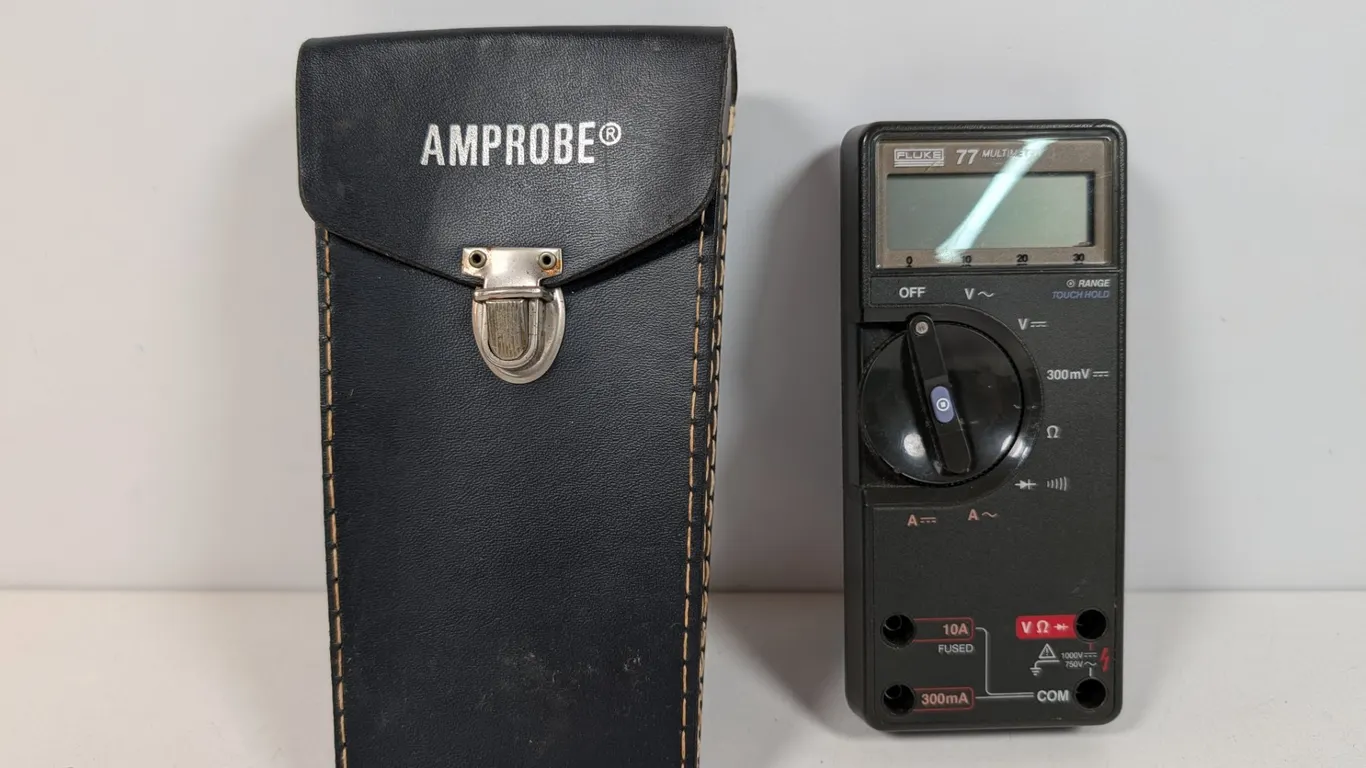 Fluke 77 Multimeter with Amprobe Case
