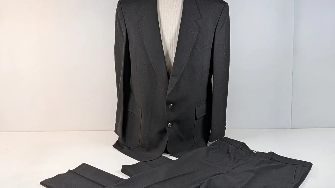 Towncraft Black Polyester Wool Suit