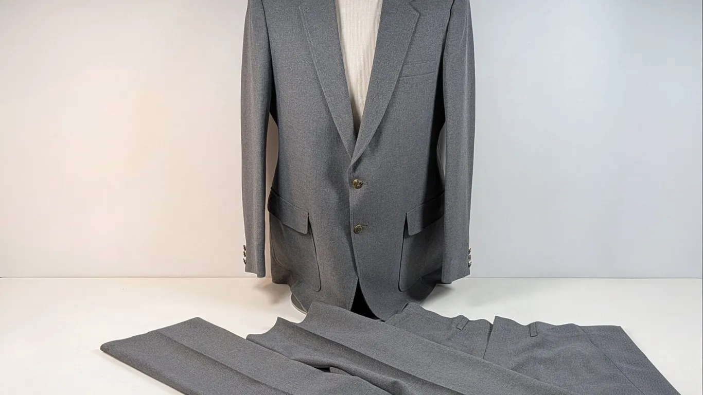 Haggar Magic Stretch Men's Gray Suit Size 46 L