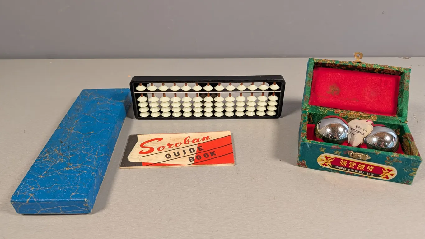 Abacus and Chinese Health Balls Set