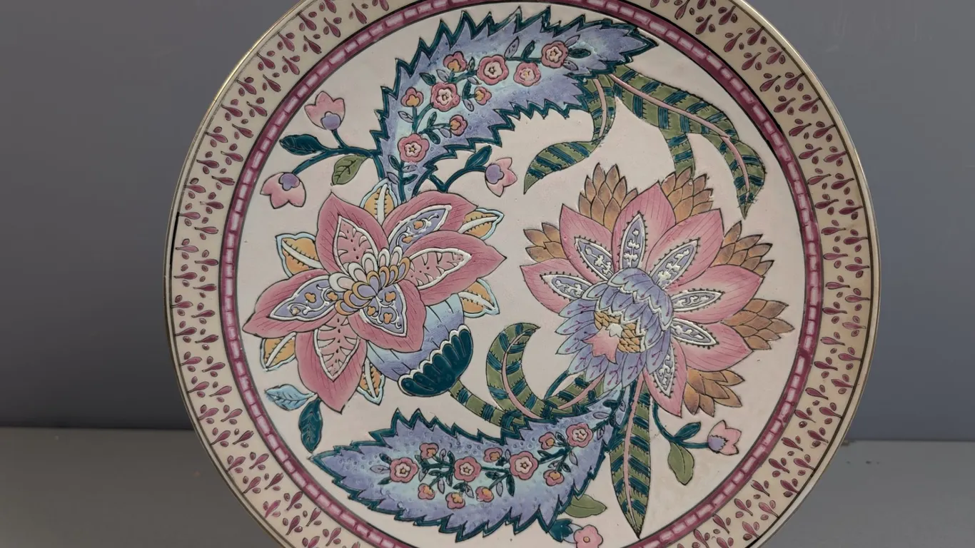Bainbridge Toyo Decorative Plate with Floral Design