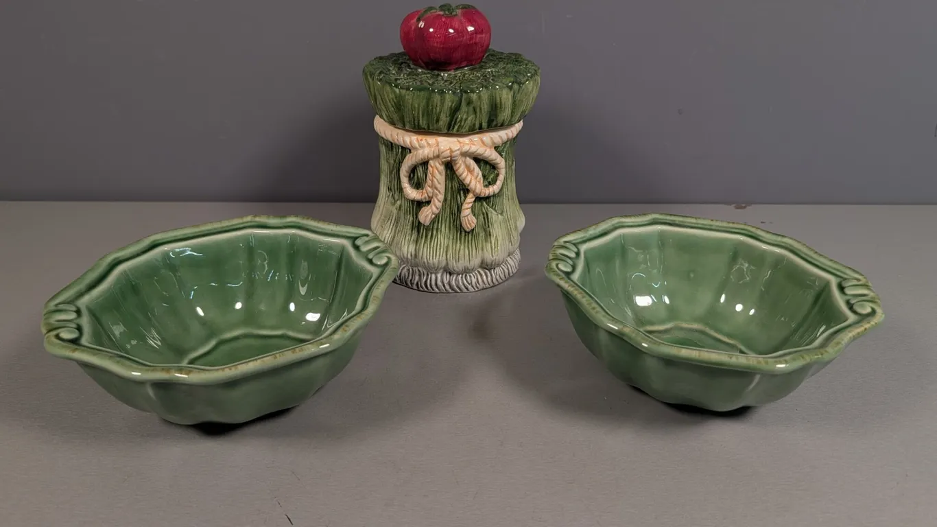 Style-Eyes by Baum Bros Ceramic Bowls and vegetable themed canister