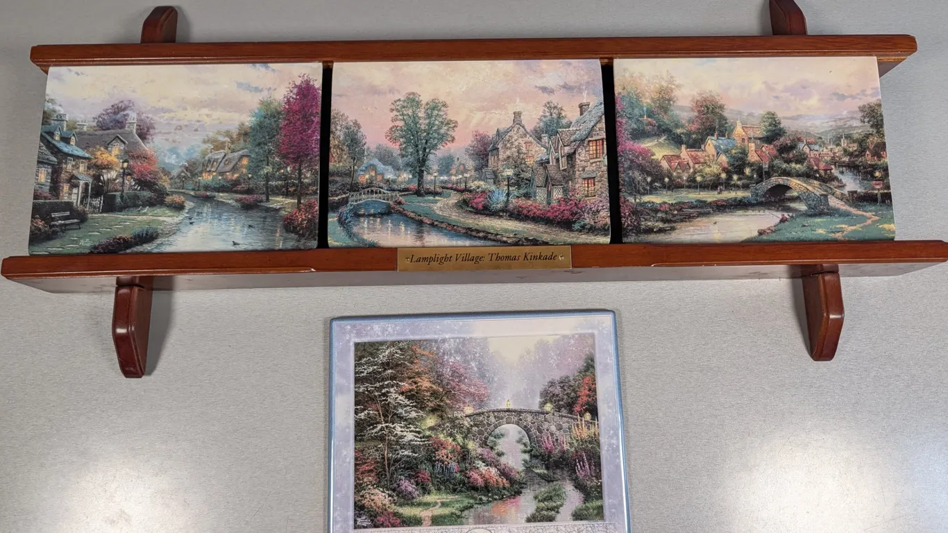Thomas Kinkade Lamplight Village Collector Plates with Wood Shelf