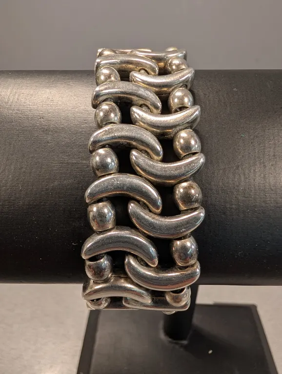 Trades Silver-Tone Bead and Curved Bar Link Bracelet