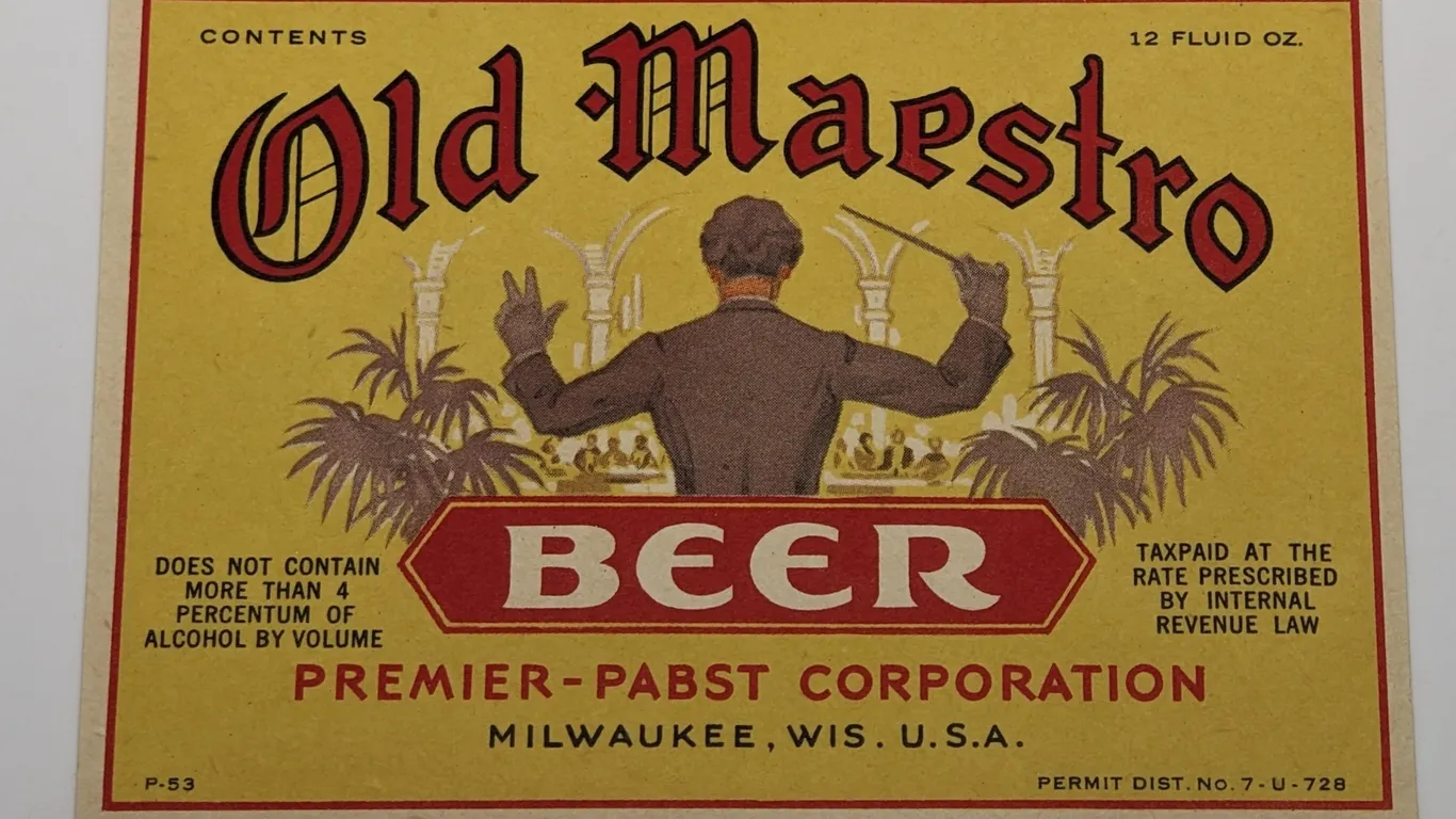 U-PERMIT 7-U-728 12 OZ BOTTLE LABEL OLD MAESTRO BEER PREMIER PABST CORPORATION MILWAUKEE WISCONSIN