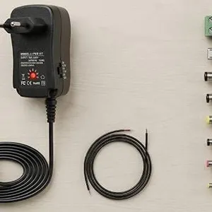 30W Universal AC Adapter With USB, 12V, 9 Tips