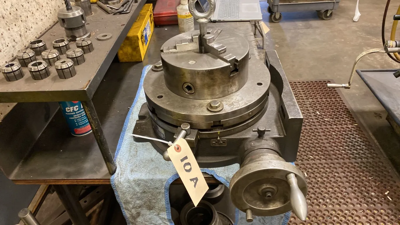 STM ROTARY TABLE MODEL HV-12, CODE 326-515. CAN BE USED WITH MILLING MACHINES