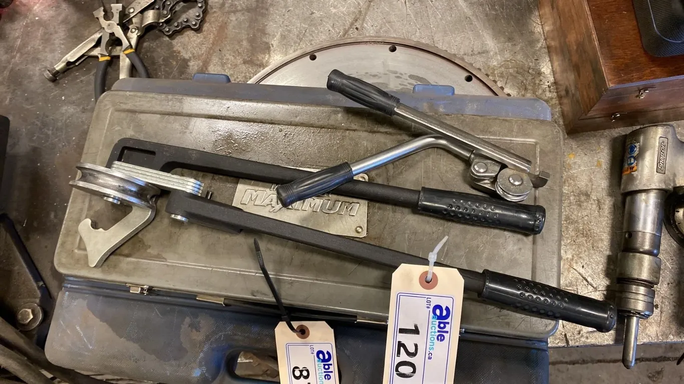 TWO MANUAL PIPE BENDERS