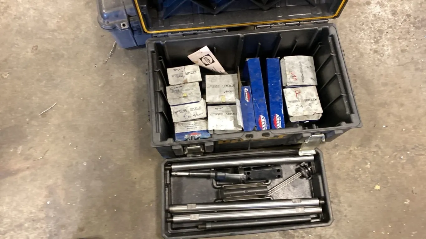 HONING KIT WITH HONES 3"-6"