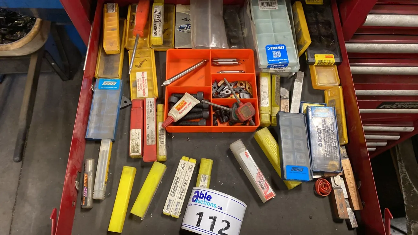GROUP OF TOOLING COMPONENTS. ONE DRAWER